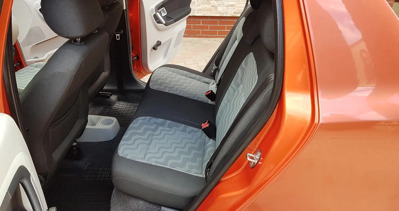 Skoda Fabia cena 15900 przebieg: 125000, rok produkcji 2007 z Strzegom małe 742